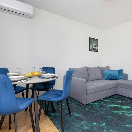 Cozy And Comfortable Wola Apartment By Noclegi Renters ワルシャワ エクステリア 写真