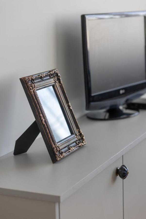 Cozy And Comfortable Wola Apartment By Noclegi Renters ワルシャワ エクステリア 写真