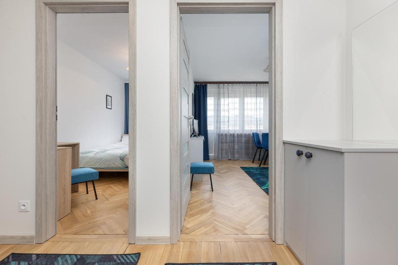 Cozy And Comfortable Wola Apartment By Noclegi Renters ワルシャワ エクステリア 写真